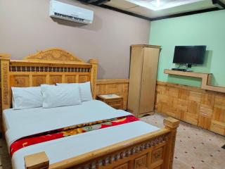 Akbar Tourist Inn & Restaurant Chilas - - 0