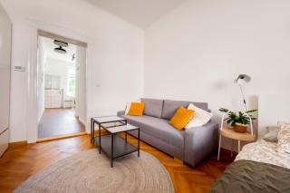 Premium Apartment Nearby Centre - Prague - 2