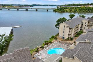 Beautiful Lakefront 3br Private Condo - Osage Beach - 6