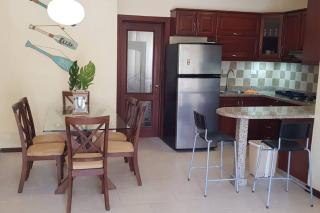 2BR apt near beach Energy included - 2