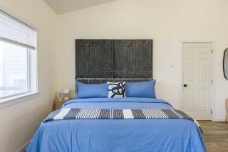#StayinMyDistrict Oceanview Studio Loft - Port Orford - 4