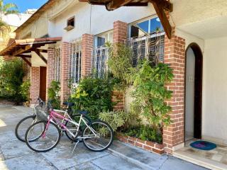 Cabo Frio - Conforto com Wifi, AC, Bicicletas - 0