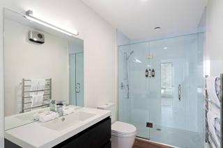Style & Tranquillity - Eight Bedrooms, Two Houses - Queenstown - 1