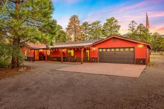 Flagstaff Peaks & Pines Hot Tub & Game Room - Flagstaff - 2
