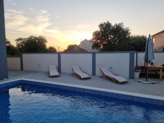 Luxury villa with a swimming pool Petrcane, Zadar - 22839 - Petrčane - 4