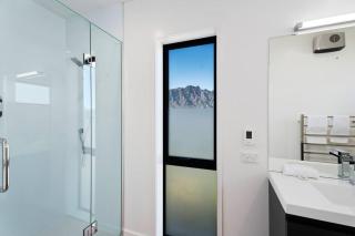 Style & Tranquillity - 3 Bedroom House - Queenstown - 8