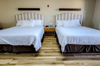 Baneberry Inn 1 - 4