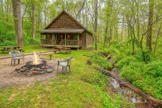 Blue Rose Cabins - Oleander Cabin - Logan - 4