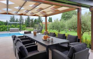 4 Bedroom Lovely Home In Labin - 4