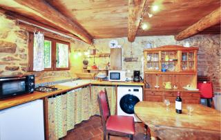 1 Bedroom Stunning Home In Assignan - 2
