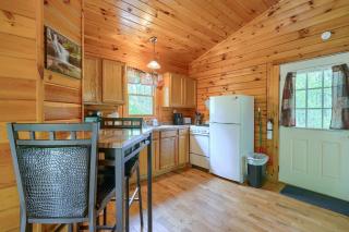 Blue Rose Cabins - Overlook Cabin - Logan - 8