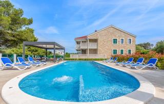 Lovely Apartment In Mrljane - Mrljane - 9
