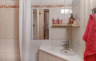 1 Bedroom Amazing Home In Leksand - Leksand - 1