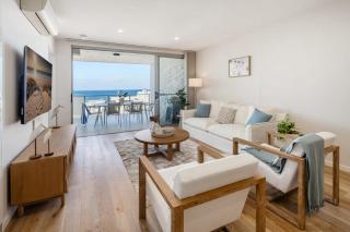 Azure Oceanside Apartment at Kings Beach - Caloundra - 0