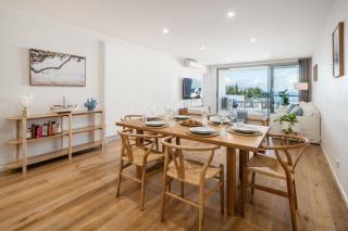 Azure Oceanside Apartment at Kings Beach - Caloundra - 2