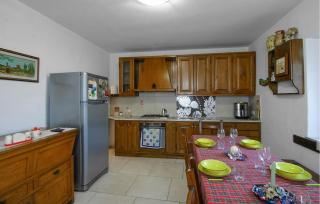 Awesome Home In Valpromaro With Wifi - Valpromaro - 7