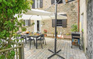 Awesome Home In Valpromaro With Wifi - 1