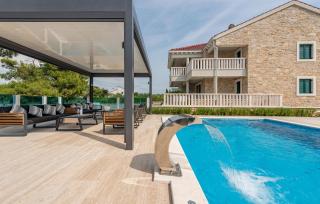 Stunning Apartment In Mrljane With Wifi - Mrljane - 2