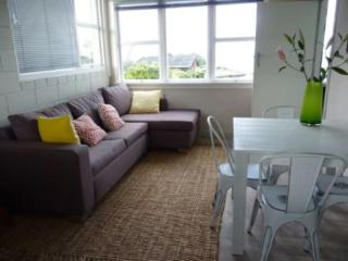 Hosts on the Coast Flaxmill Bay Motel Unit 2 - 4