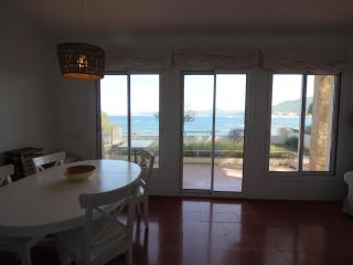 CAP DE RAS - Casa individual situada en primera línea de mar, con magníficas vistas de la playa de Cap de Ras de Llançà - ES-228-185 - Llança - 9
