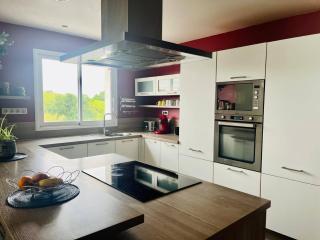 Maison spacieuse à Bardos, 6 couchages, animaux admis, wifi - FR-1-495-138 - 6