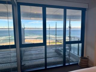The Calm - Newcastle - 1