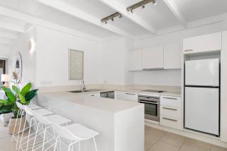 Ground-Level Riverfront 2 Bedroom Apartment Steps from Hastings Street - by Stay Noosa - Noosa Heads - 7