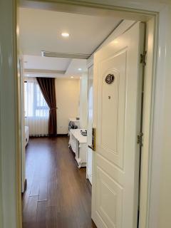 Khách sạn 3 sao Trung tâm Bãi Cháy - Hạ Long - 8