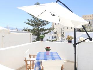 Valentinas Central Studio - Naxos Chora - 4