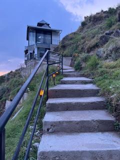 Snow Biscuit Mountain Resort - Dharamshala - 9
