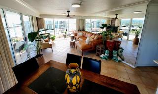 19th Avenue on the Beach - Gold Coast - 1