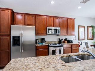 Luxury Disney Villa 5BR With Private Pool and Spa (4 Miles from Disney) - Orlando - 3