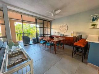 Condo in Palmas Del Mar - 5 min walk to Palmanova Plaza - Playa de Guayanes - 7