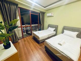 Kuching City Center Riverbank Suites With Marvelous River View - Kuching - 4