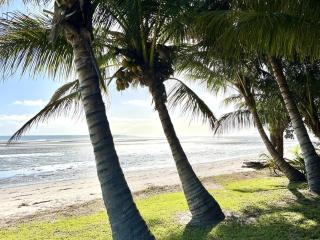 Water's Edge Retreat - On the Lake & walk to beach - Toogoom - 8