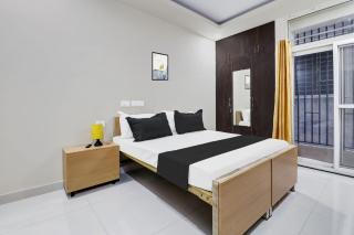 Hotel O Sri Harshitha Grand Near Zudio - Star Bazaar, Kundalhalli Gate - Bangalore - 9