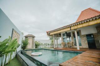 Lungid Sari Uluwatu - 1