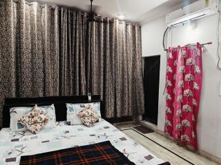 Lata Home Stay - 8