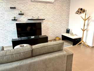 Pafia Crown-Jewel 2B, Pool, Prime Location, Paphos - 1