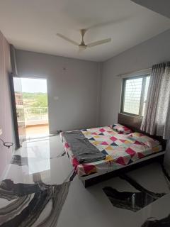 Matoshree Guesthouse - 4