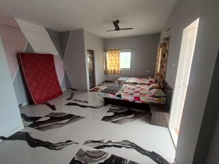 Matoshree Guesthouse - 2