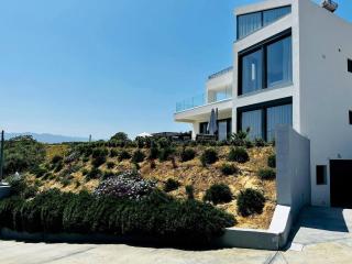 Skyline Serenity Villa 10 people 4bedroom 3ba, 3min To Beach - Máleme - 8