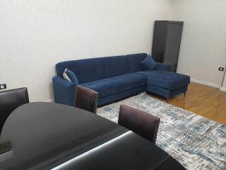 Viva 3 room apartment with jacuzzi two kilometers from the center - Baku - 8