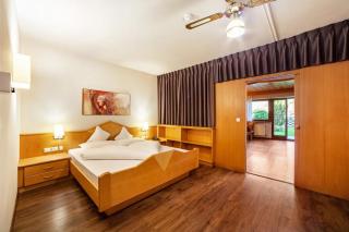Alpenhof Lodge Butterblume - Saltusio - 1