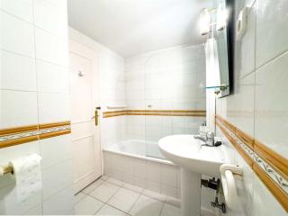 Skol 504 -Lovely 2-Bedroom Duplex in Skol First Line Beach Marbella - 7