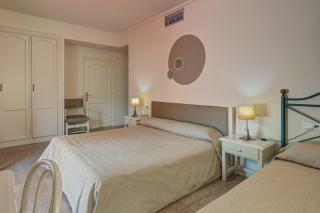 Hotel Castell Blanc - Empuriabrava - 4