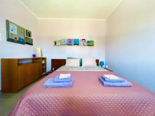 Colorful,newly renovated artistic apartment in the port of Gavrio - Gavrio - 1