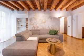 Sgarzerie Luxury Flat 2 rooms 120mq - Verona - 9