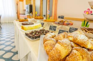 Hotel Vannucci - Rimini - 4