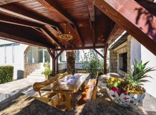 Holiday Home Villa Ksenija - Debeljak - 2